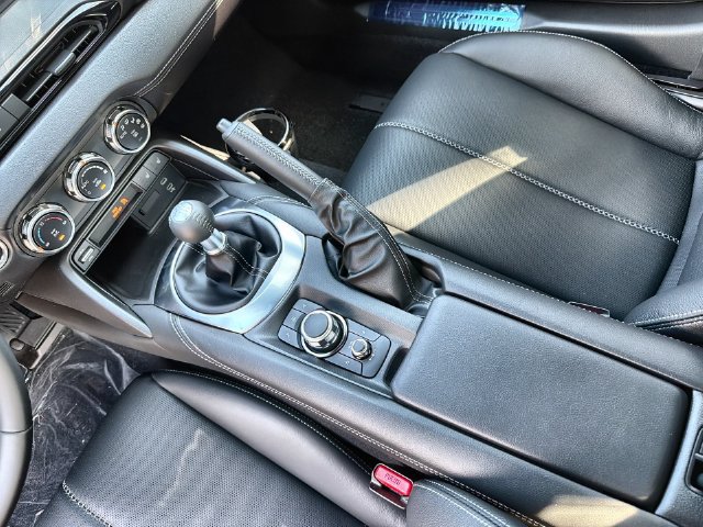 New 2026 MAZDA MX-5 Miata RF Grand Touring RWD image 21