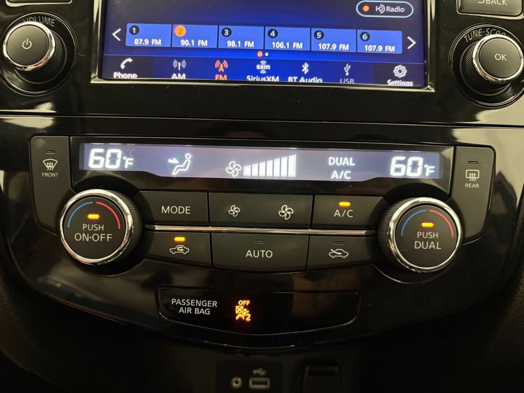 Used 2022 Nissan Rogue Sport SL AWD/4WD image 11