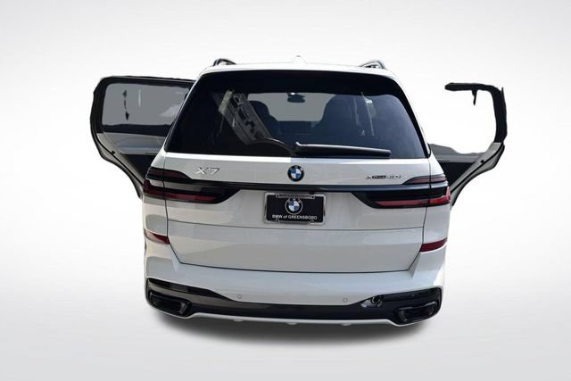 New 2027 BMW X7 xDrive40i w/ M Sport Package AWD/4WD image 44