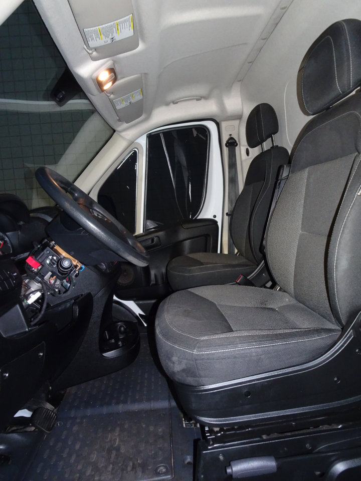 Used 2016 RAM ProMaster 2500 image 9