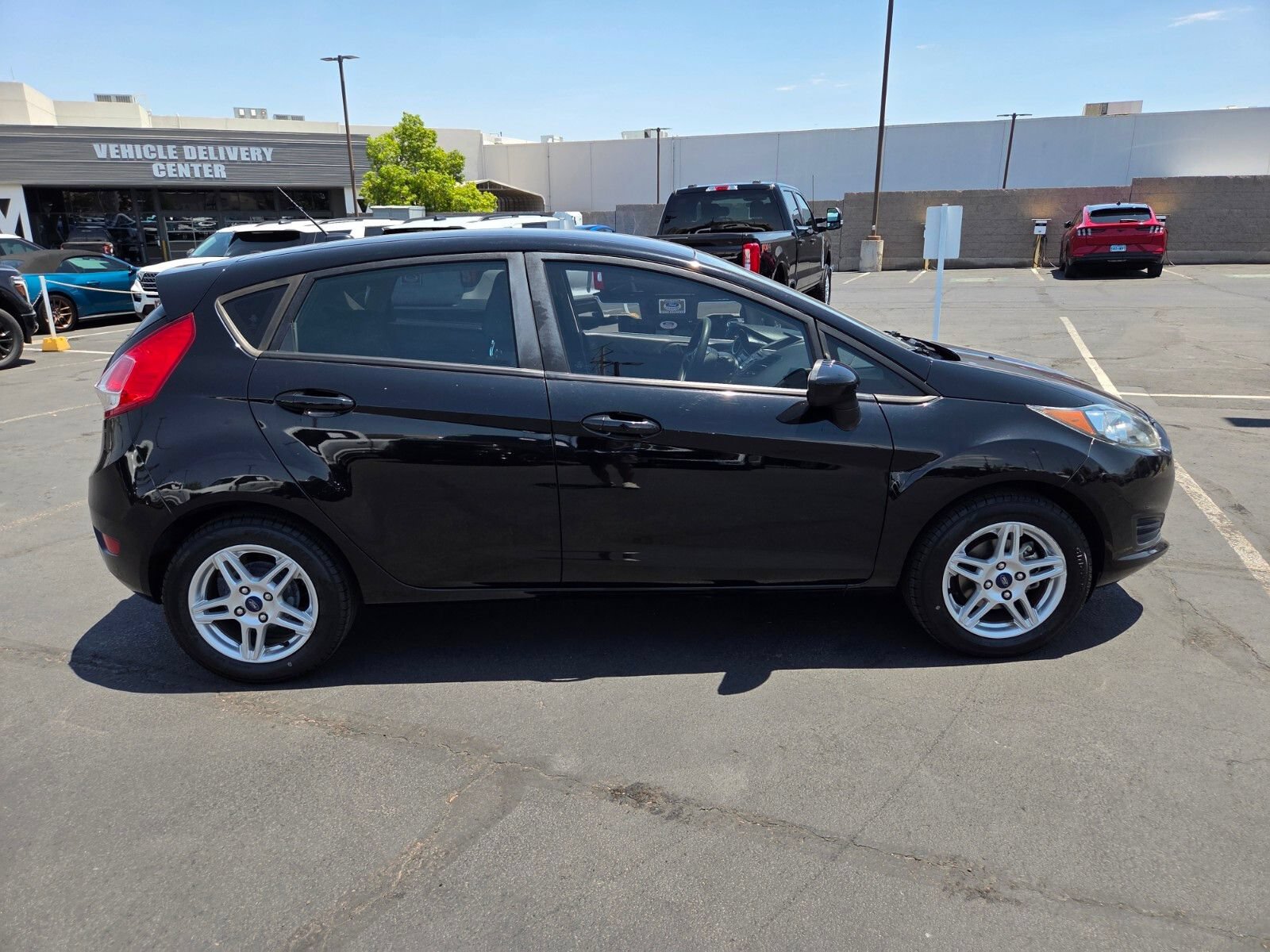 Used 2019 Ford Fiesta SE FWD image 7