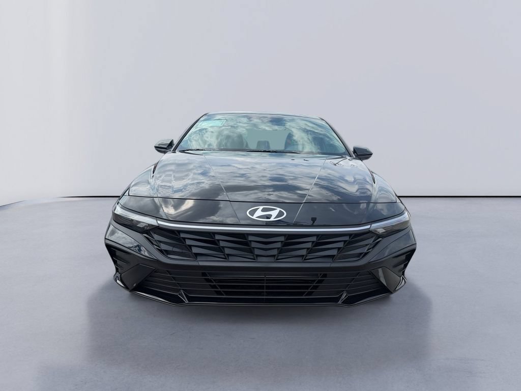 New 2026 Hyundai Elantra SE FWD image 5