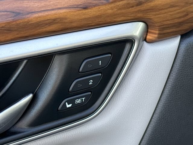 Used 2022 Honda CR-V Touring image 23