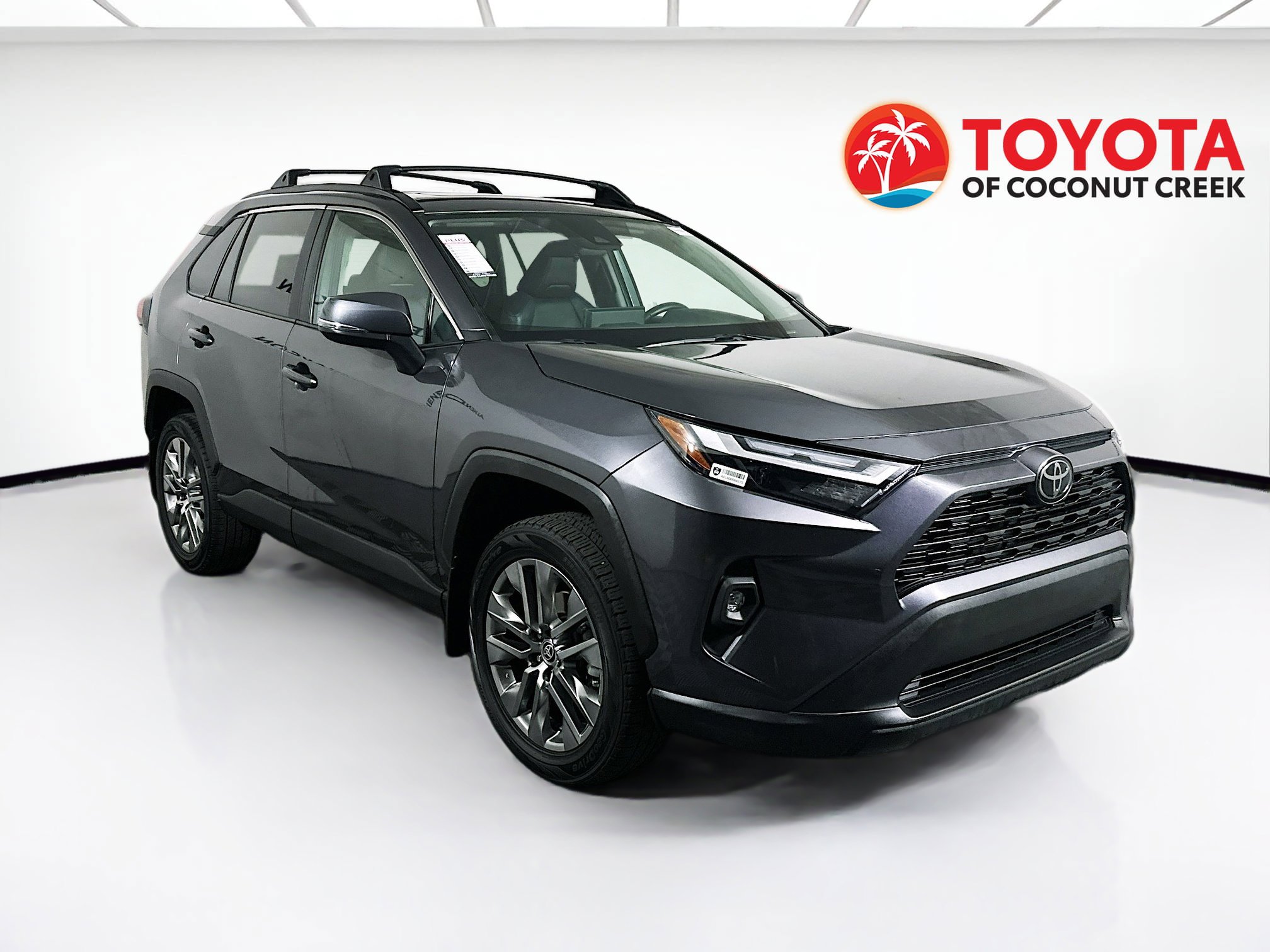 Used 2024 Toyota RAV4 XLE Premium image 1