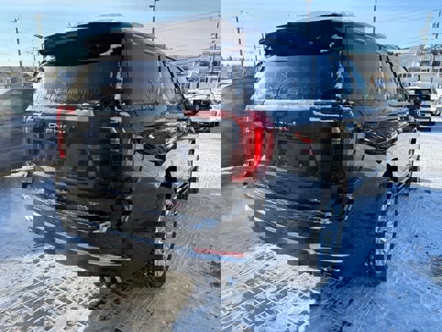 New 2026 GMC Yukon Denali w/ Denali Reserve Package image 9