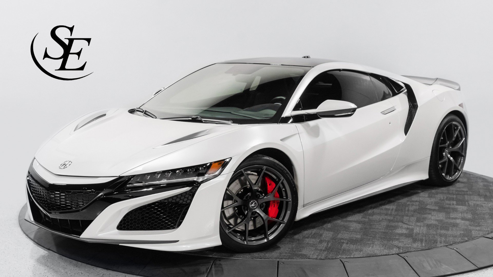 Used 2021 Acura NSX image 1