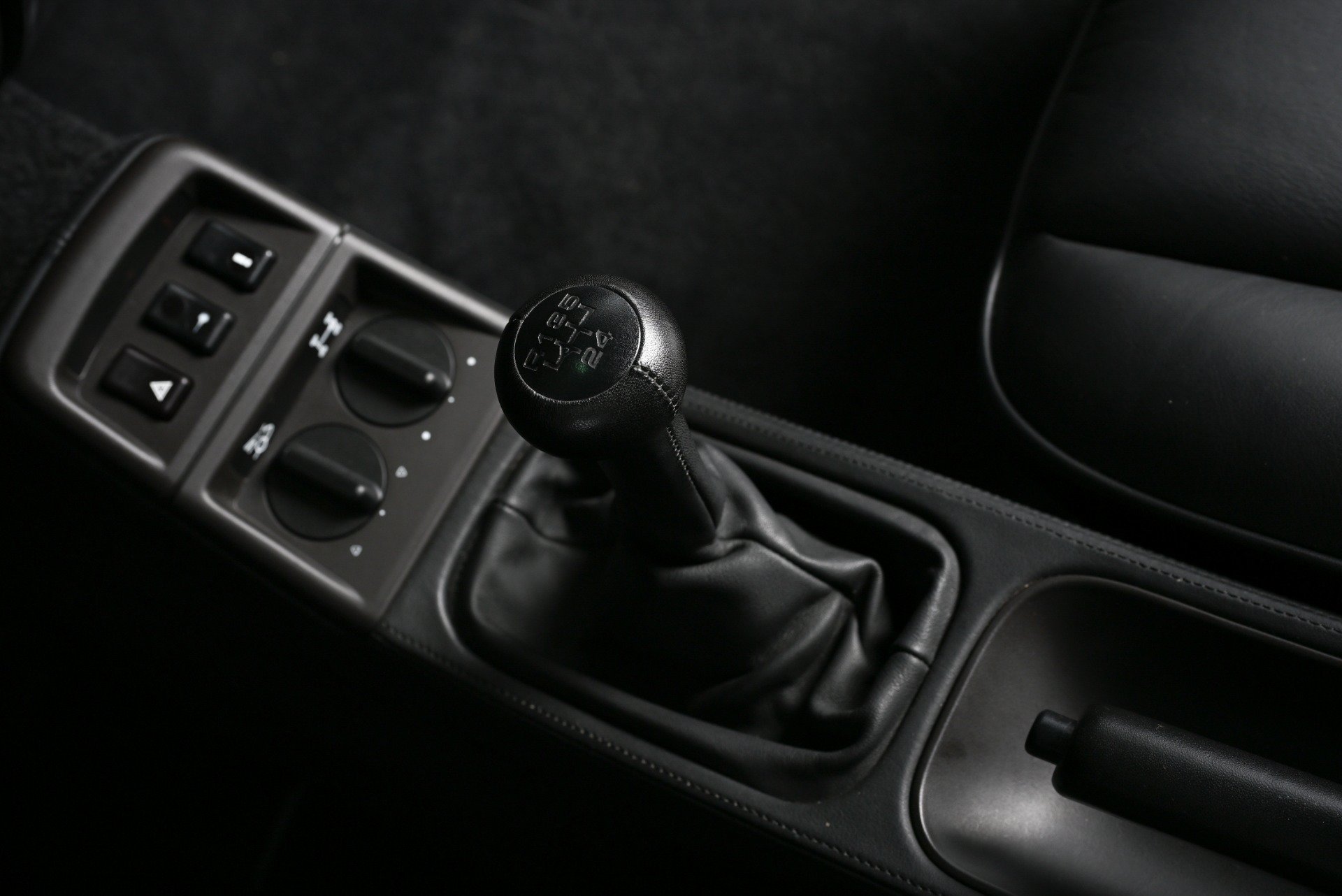 Used 1991 Porsche 911 Carrera image 6