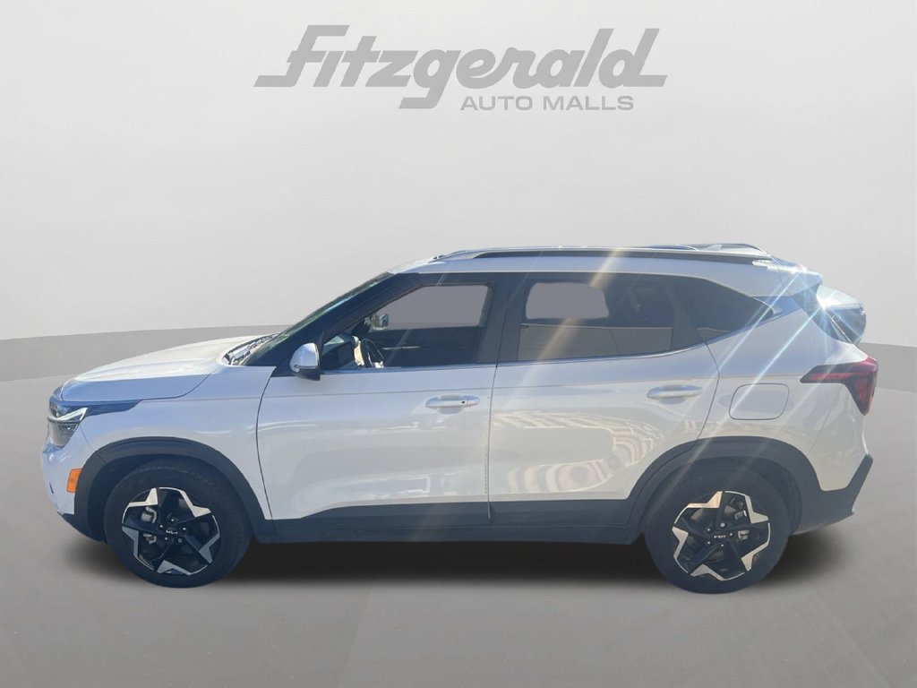 Used 2024 Kia Seltos EX AWD/4WD image 5
