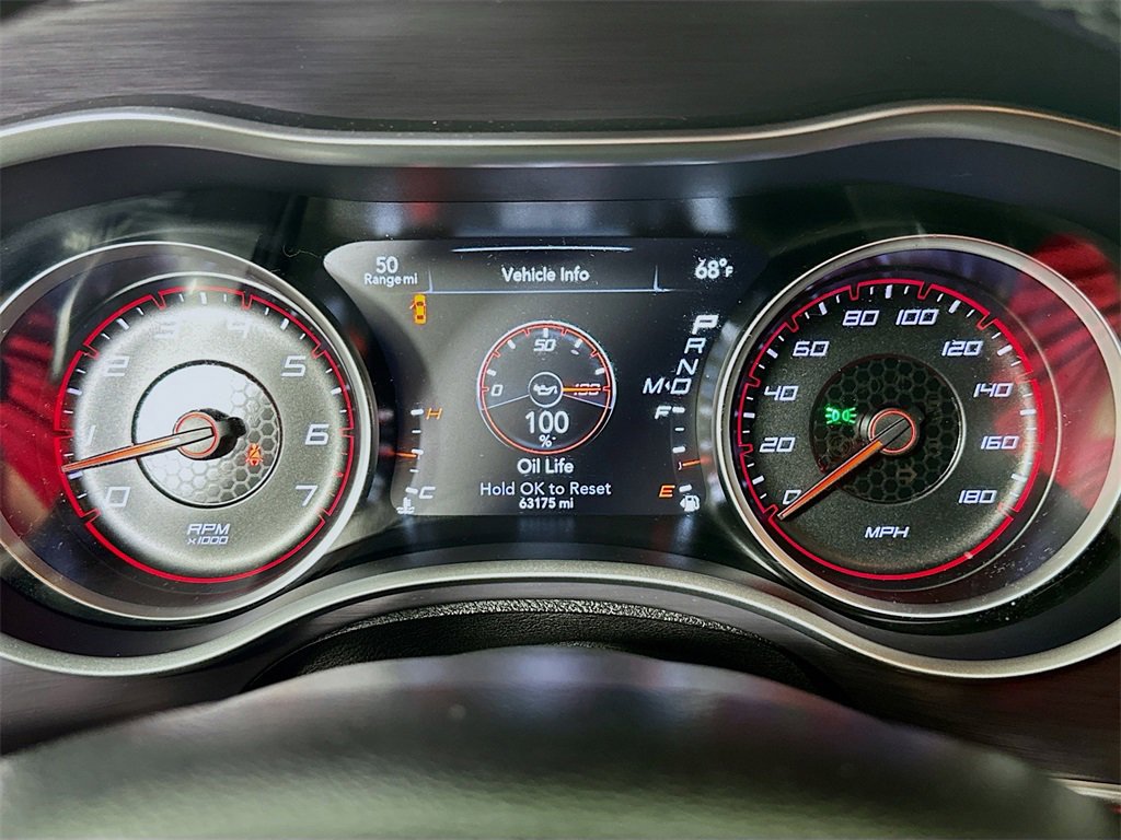 Used 2018 Dodge Charger R/T Scat Pack image 9