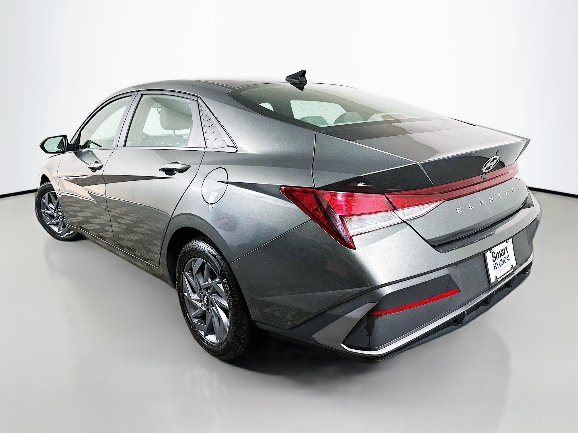 Certified 2024 Hyundai Elantra SEL image 5