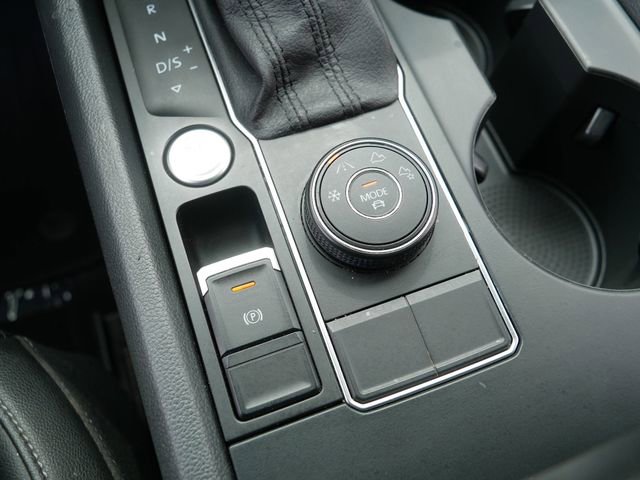 Used 2019 Volkswagen Atlas SE AWD/4WD image 33