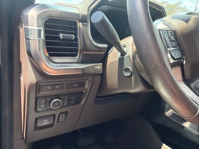 Used 2022 Ford F150 King Ranch w/ Equipment Group 601A High AWD/4WD image 16