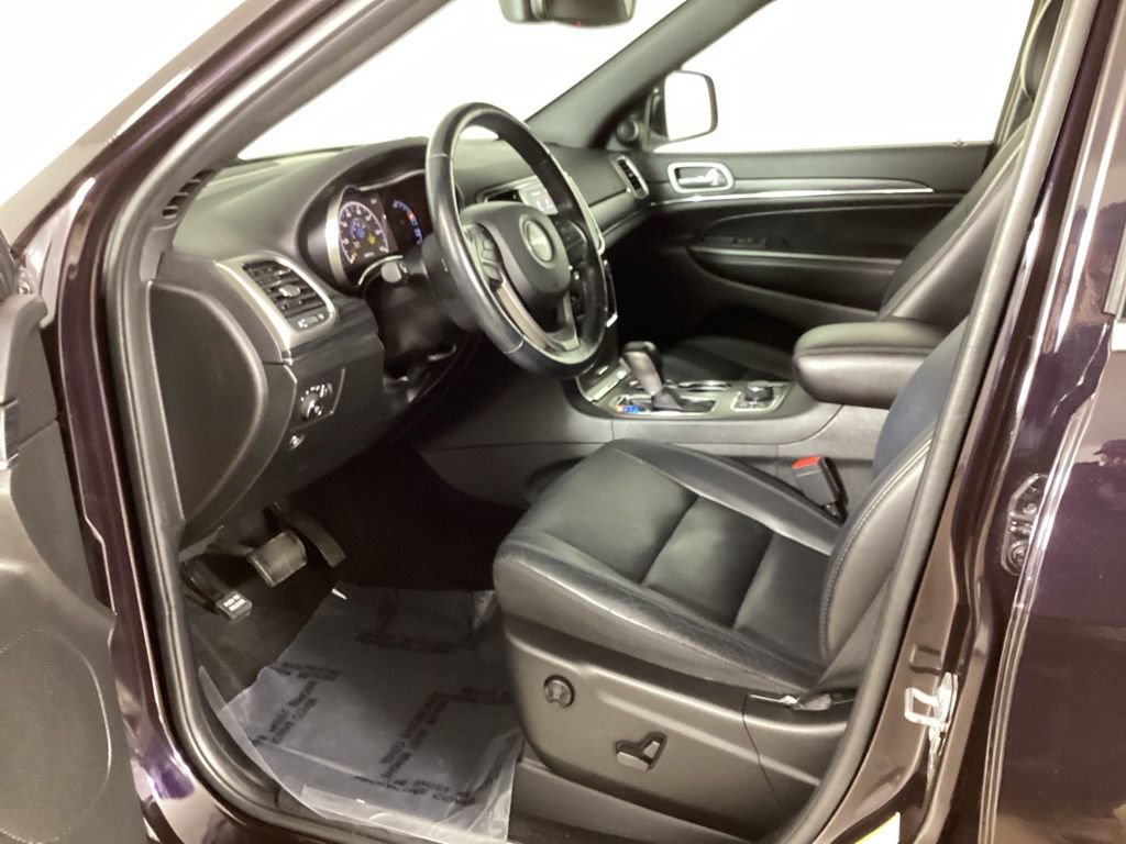 Used 2021 Jeep Grand Cherokee Limited AWD/4WD image 29