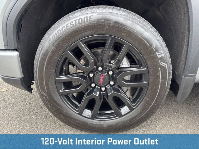 Used 2024 GMC Sierra 1500 Elevation w/ LPO, Elevation Black Package AWD/4WD image 17