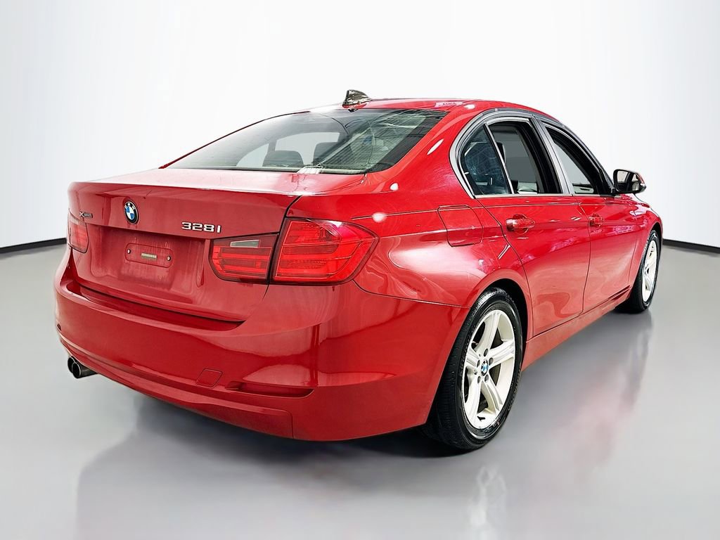 Used 2013 BMW 328i xDrive Sedan AWD/4WD image 8