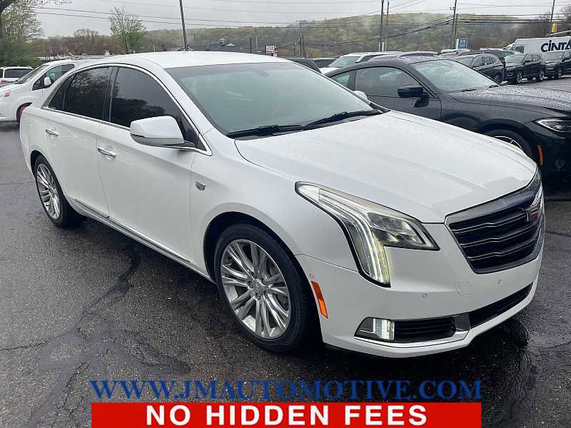 Used 2018 Cadillac XTS Luxury FWD image 1