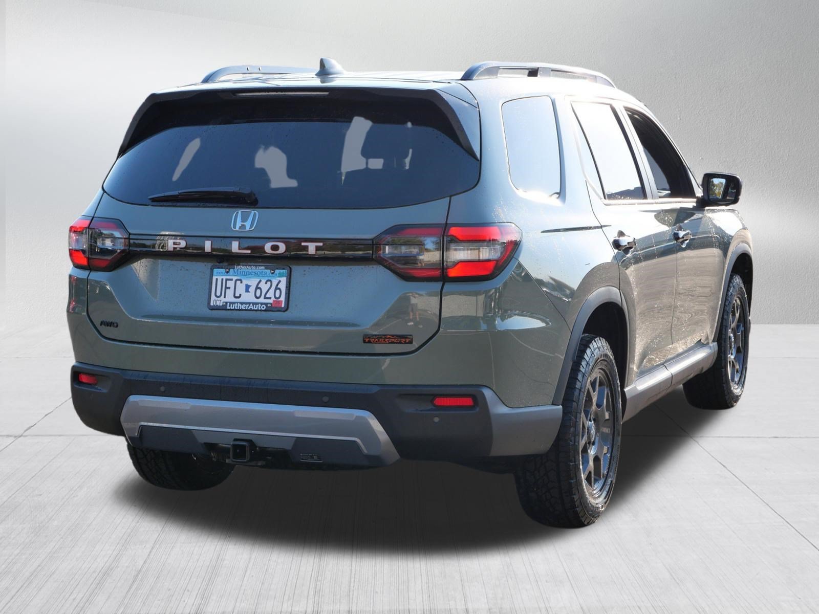 Certified 2026 Honda Pilot TrailSport image 6