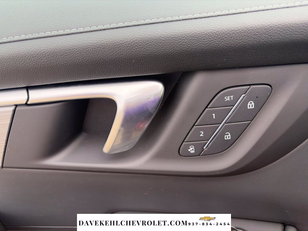 Used 2026 Buick Enclave Preferred w/ Power Package FWD image 11