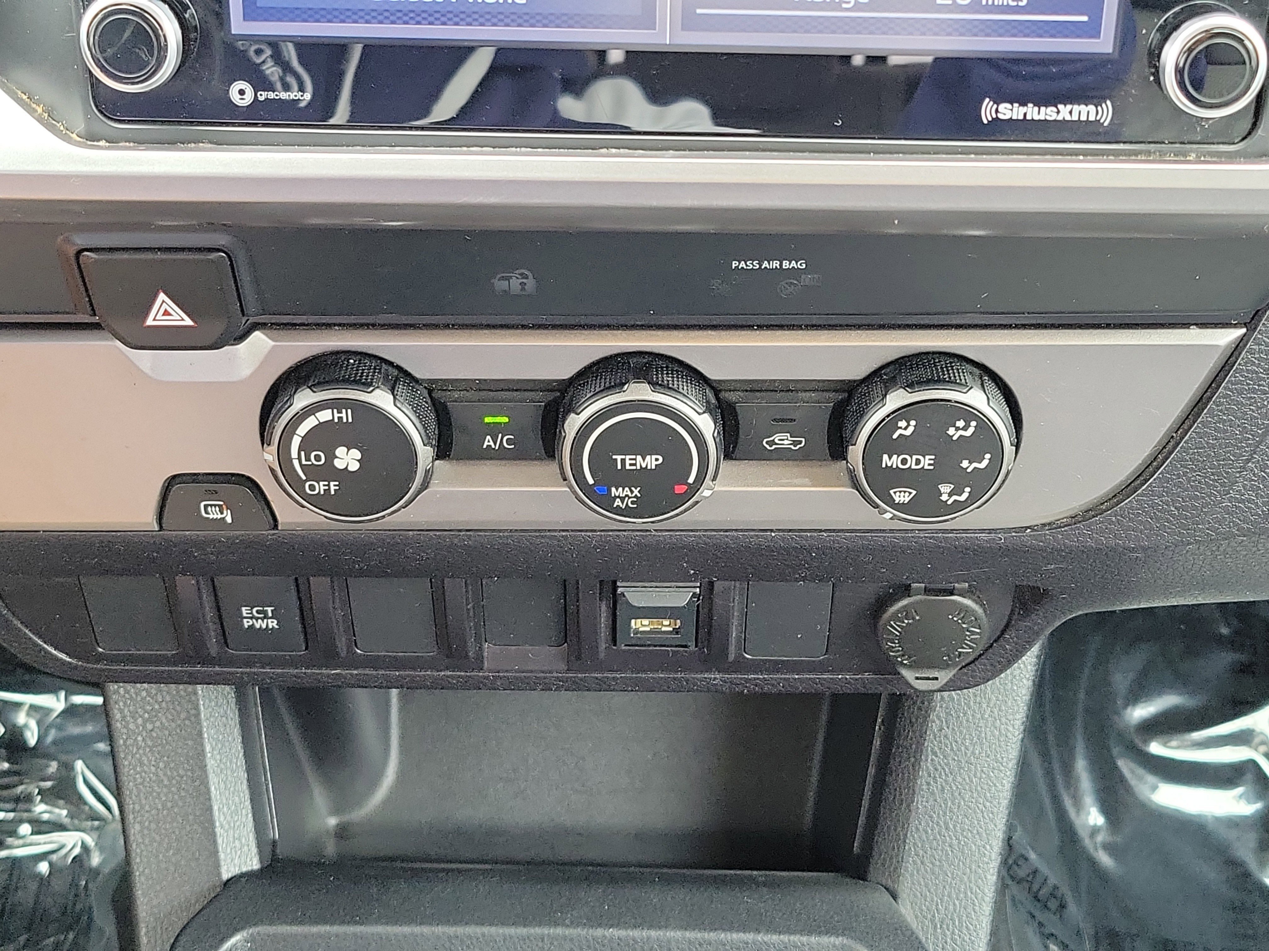 Used 2022 Toyota Tacoma SR5 w/ SR5 Appearance Package (SM) RWD image 26