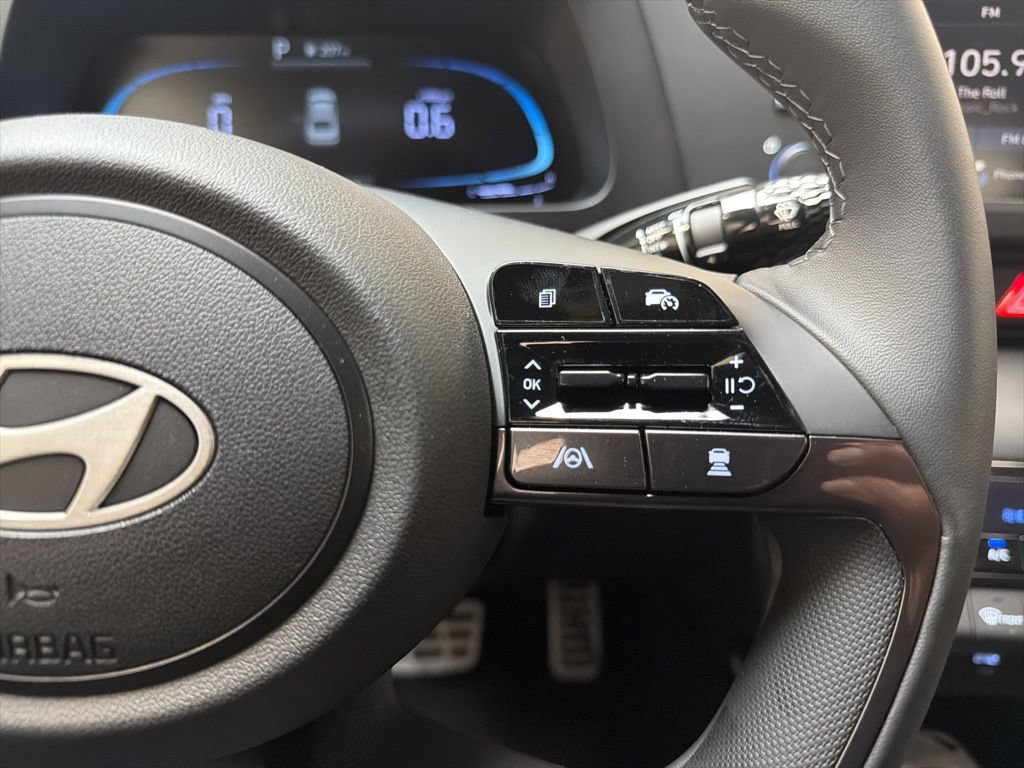 New 2026 Hyundai Elantra SEL Sport Premium FWD image 18