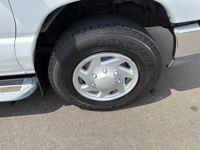 Used 2011 Ford E-250 and Econoline 250 w/ PWR Group RWD image 22