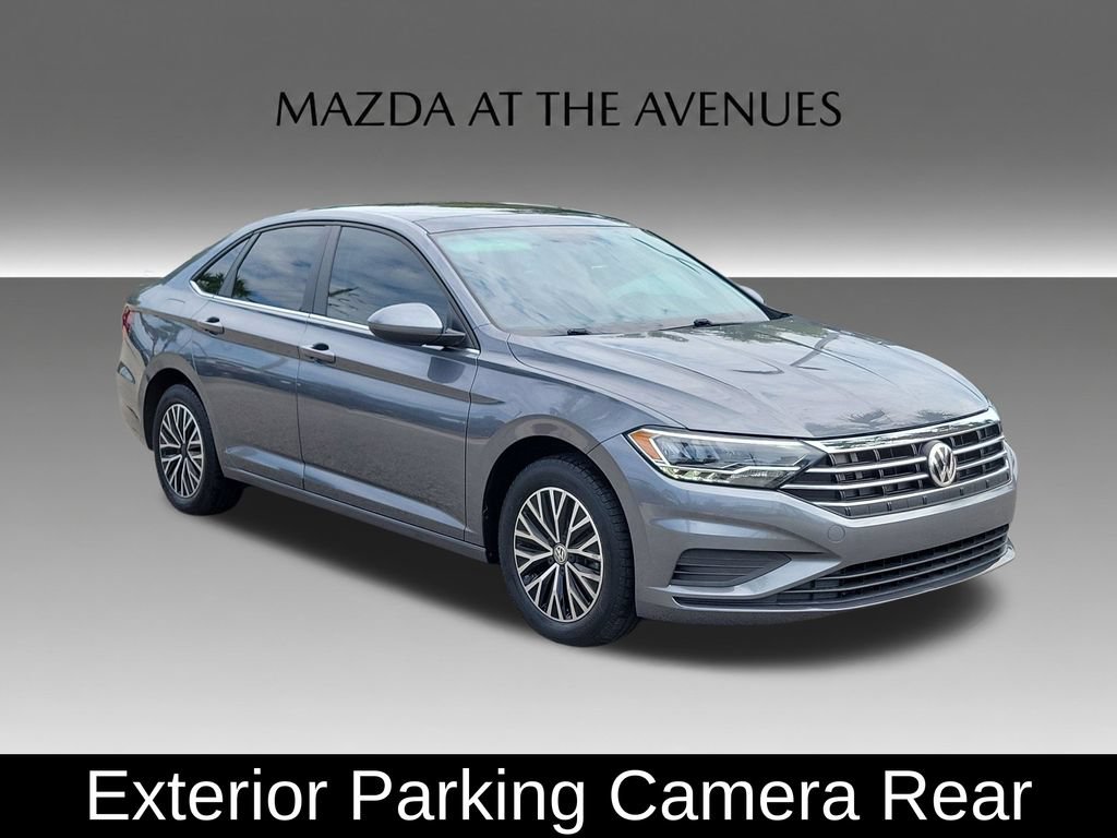 Used 2019 Volkswagen Jetta SE w/ Cold Weather Package FWD image 3