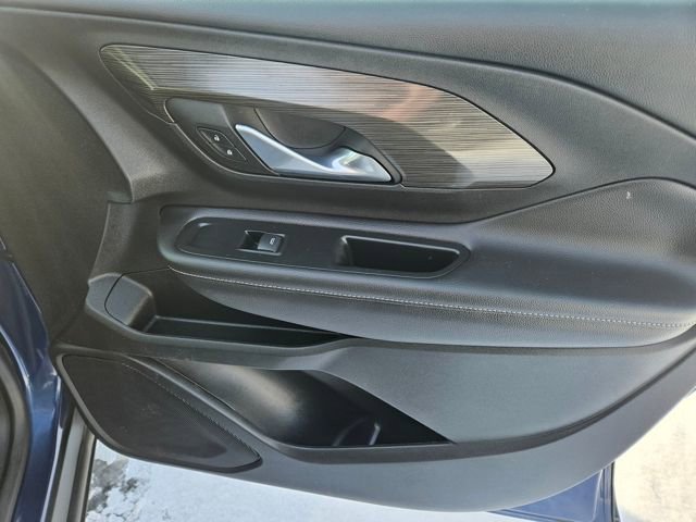 Used 2022 GMC Terrain SLT w/ LPO, Floor Liner Package image 12