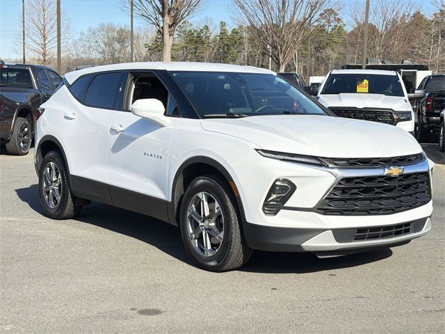 Used 2023 Chevrolet Blazer LT image 14