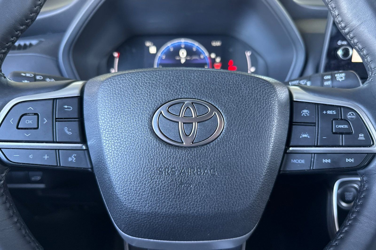 Certified 2025 Toyota Grand Highlander AWD image 27