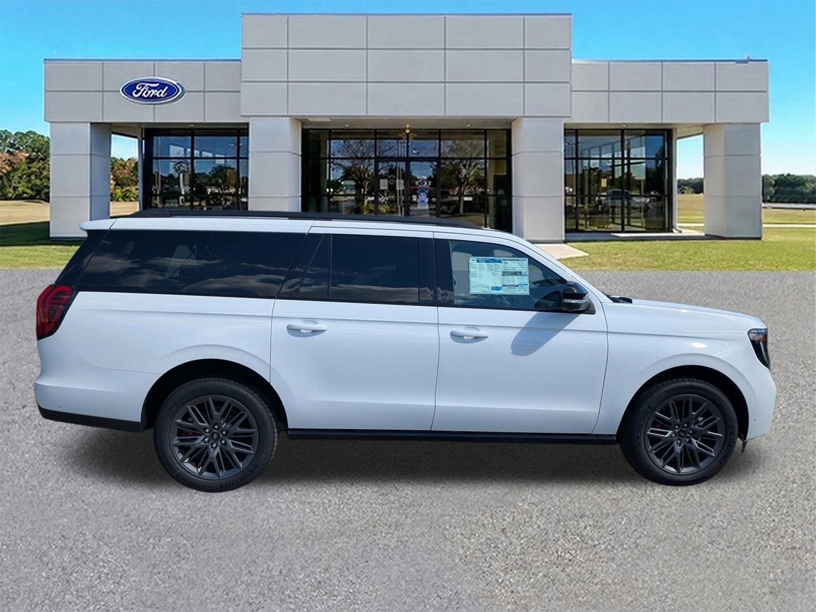 New 2025 Ford Expedition Max Platinum w/ Stealth Performance Package video 3