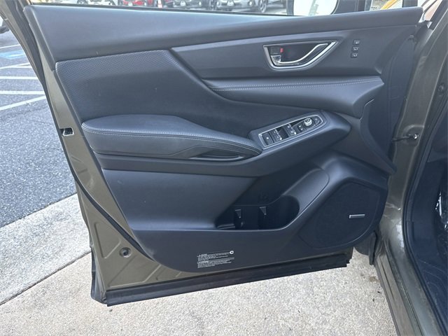 Certified 2023 Subaru Ascent Limited w/ Technology Package image 8