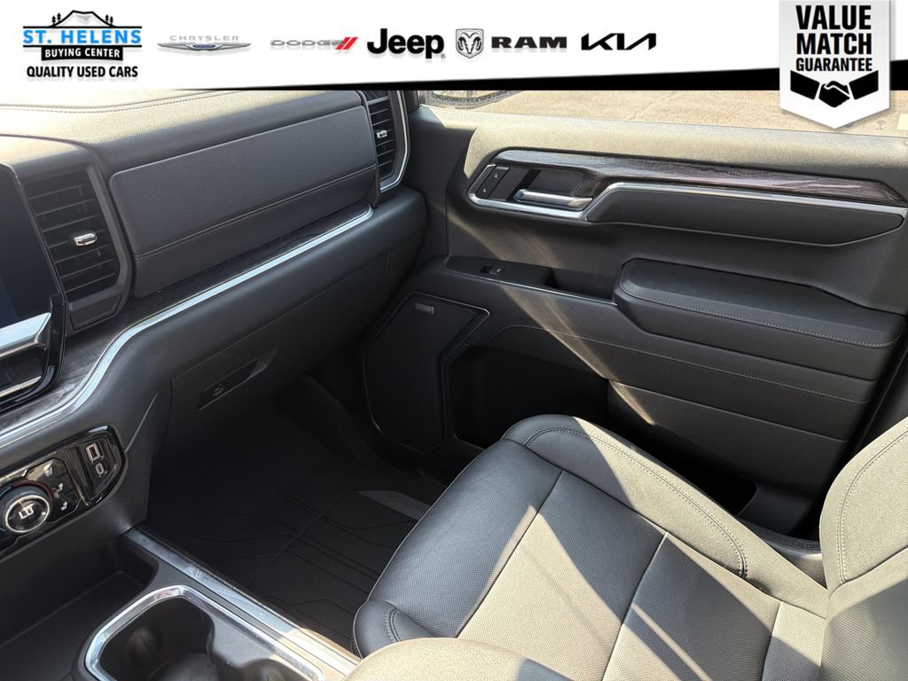 Used 2023 Chevrolet Silverado 1500 LTZ w/ LTZ Premium Package AWD/4WD image 27