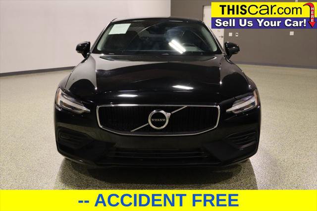 Used 2020 Volvo S60 T6 Momentum w/ Protection Package Premier image 2