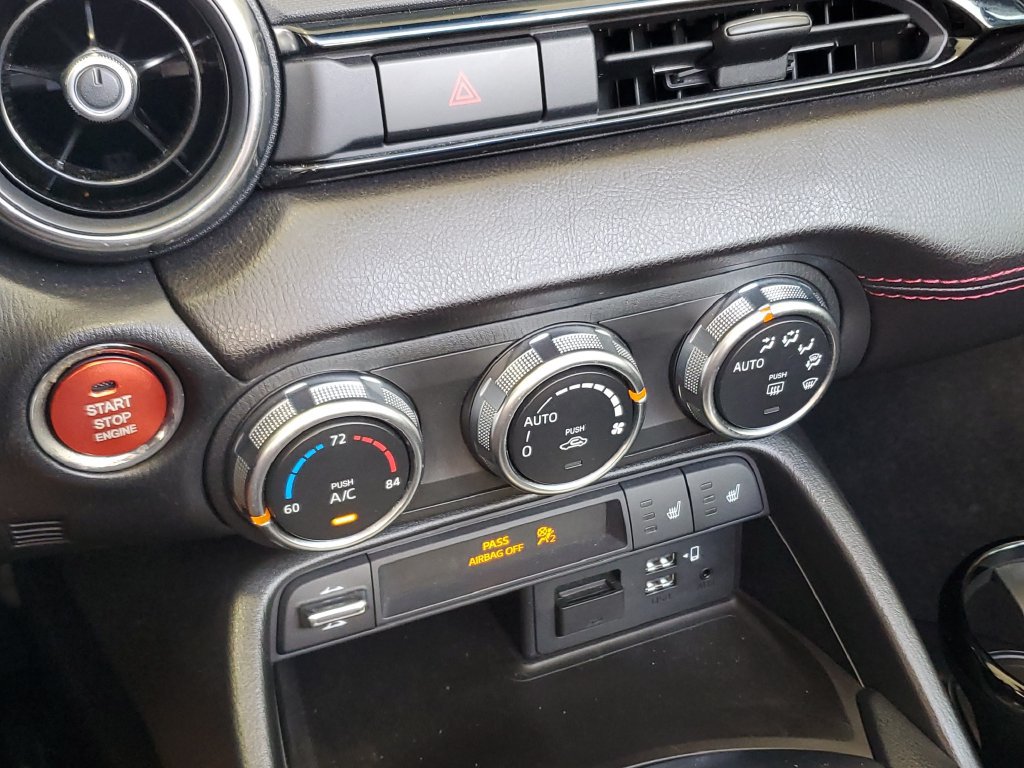 Used 2017 MAZDA MX-5 Miata RF Grand Touring RWD image 29