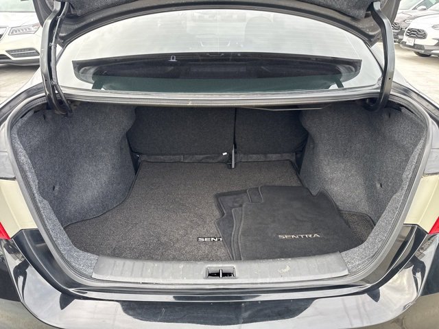 Used 2018 Nissan Sentra S image 26