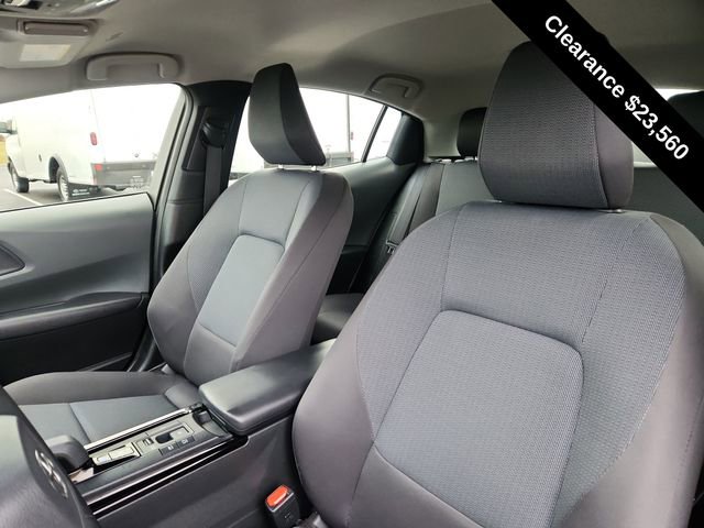 Used 2024 Toyota Prius LE image 19