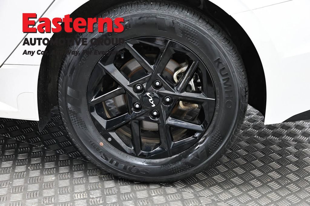 Used 2025 Kia K5 LXS FWD image 33