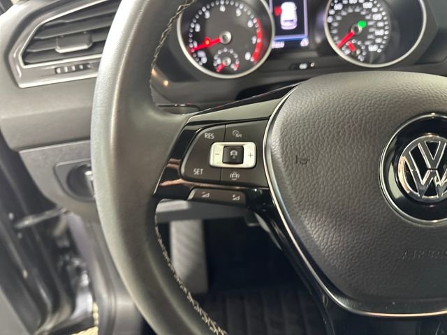 Used 2021 Volkswagen Tiguan SE image 15