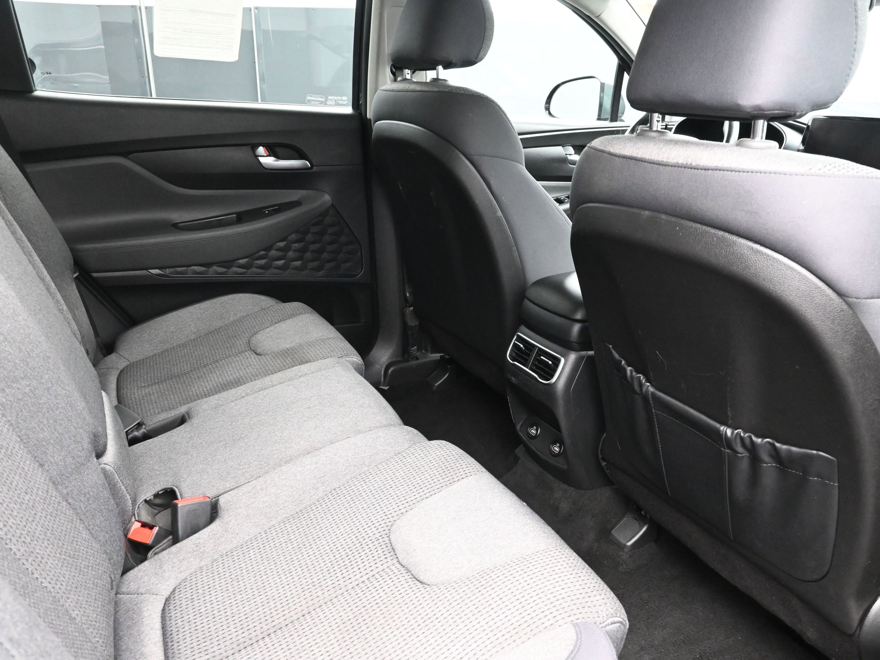 Used 2023 Hyundai Santa Fe SEL image 23