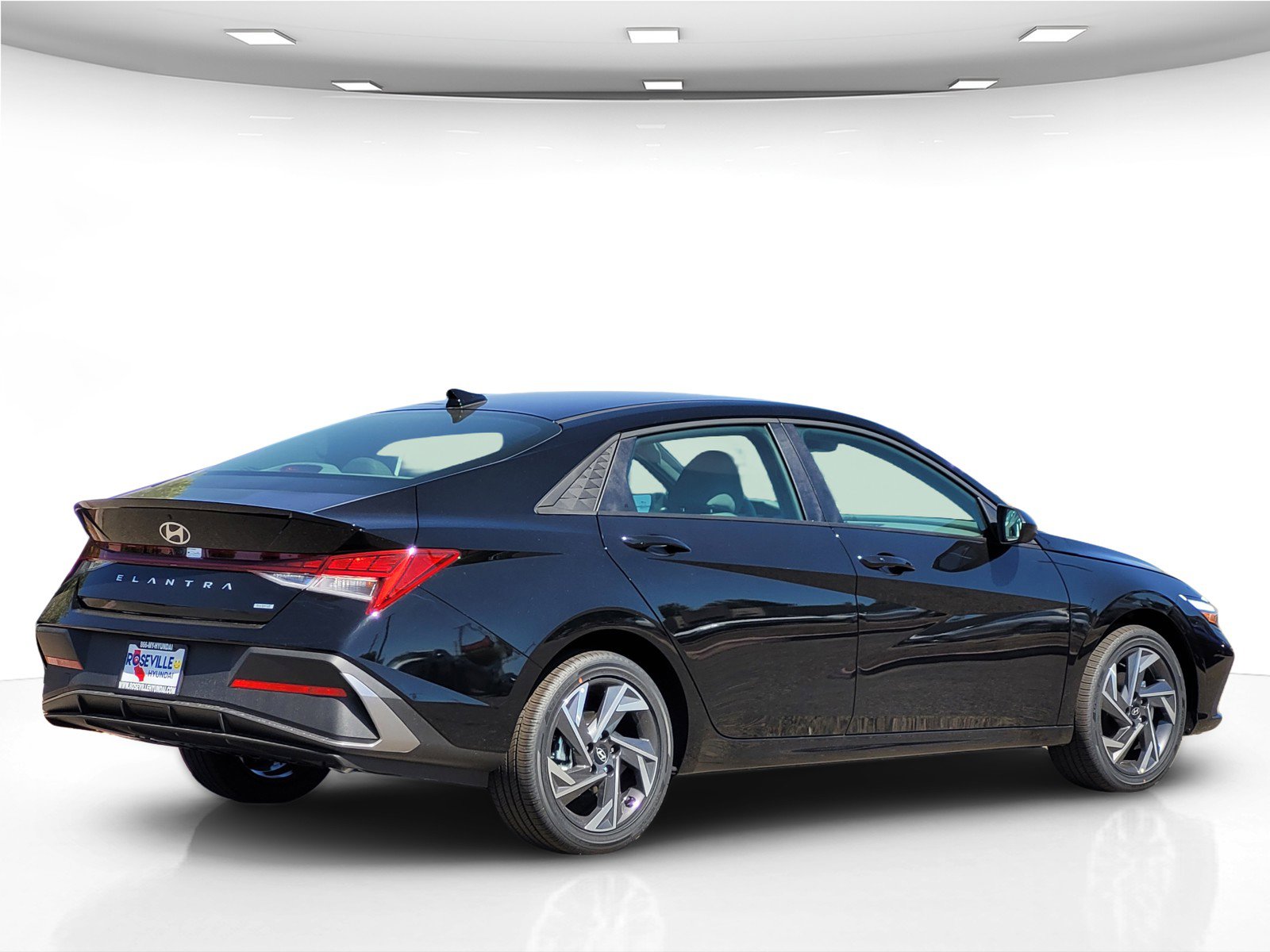 New 2025 Hyundai Elantra SEL image 9