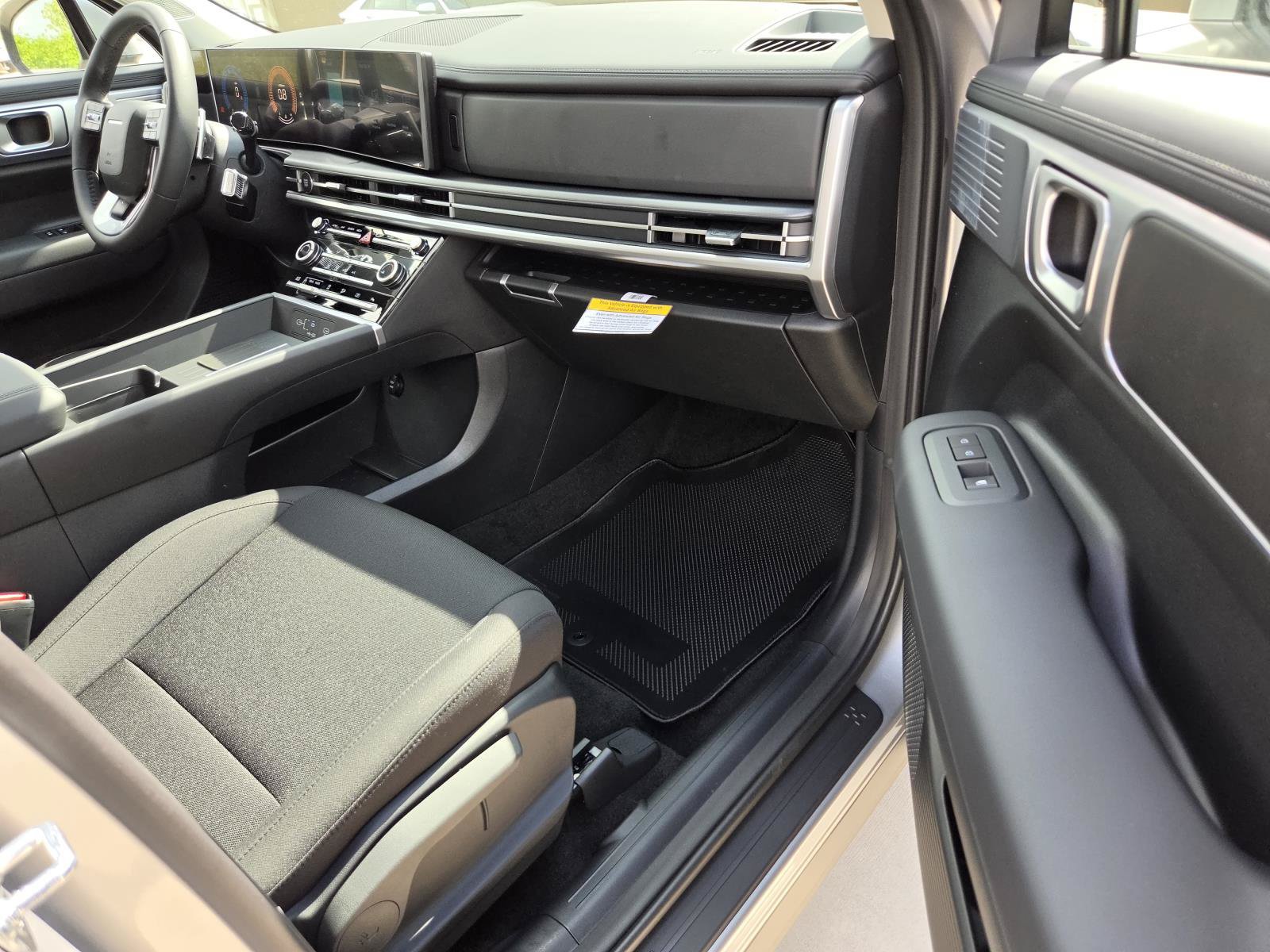 New 2027 Hyundai Santa Fe SE FWD image 8