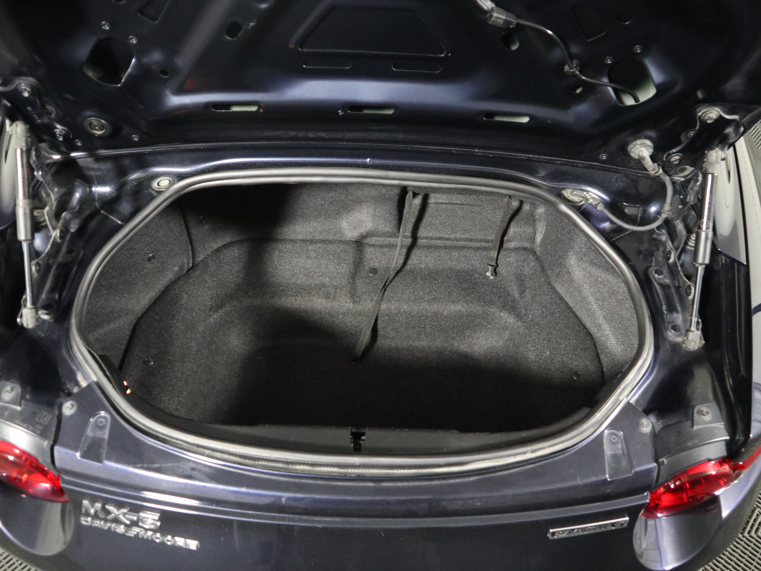 Certified 2021 MAZDA MX-5 Miata RF Grand Touring RWD image 8
