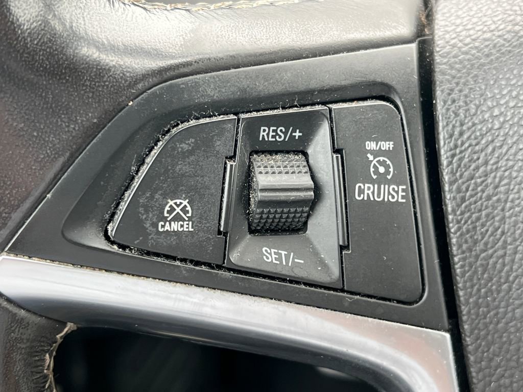 Used 2021 Buick Encore Preferred image 17