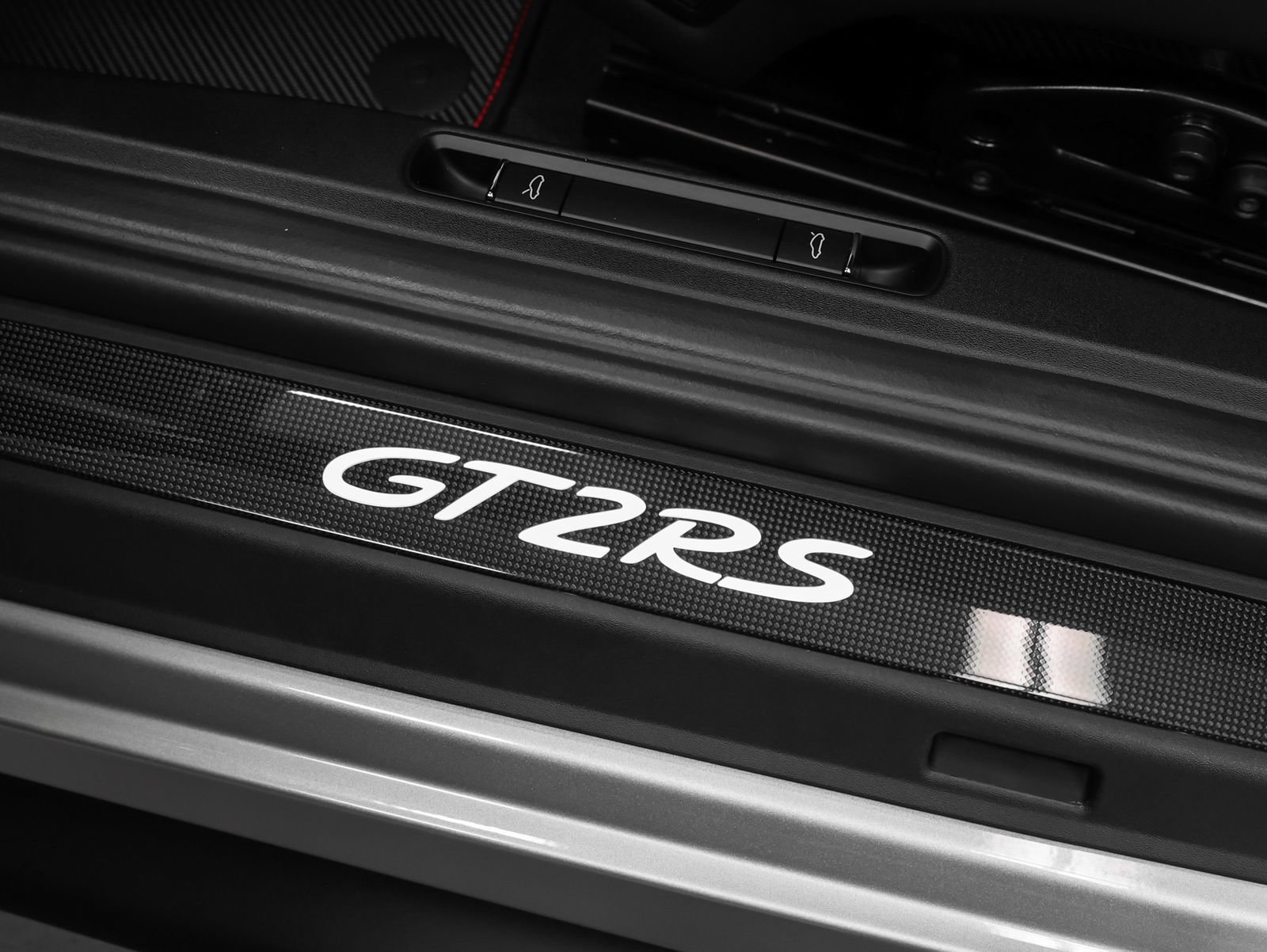 Certified 2018 Porsche 911 GT2 RS RWD image 62
