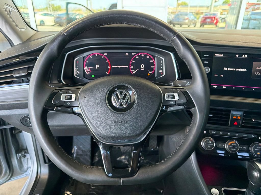 Used 2020 Volkswagen Jetta SEL FWD image 22