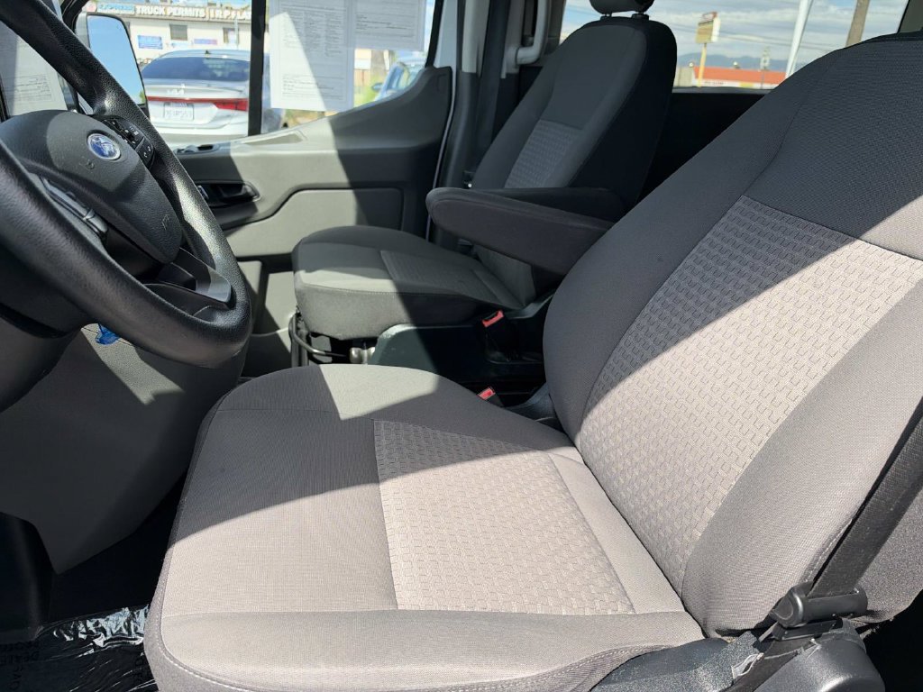 Certified 2023 Ford Transit 350 XLT RWD image 22