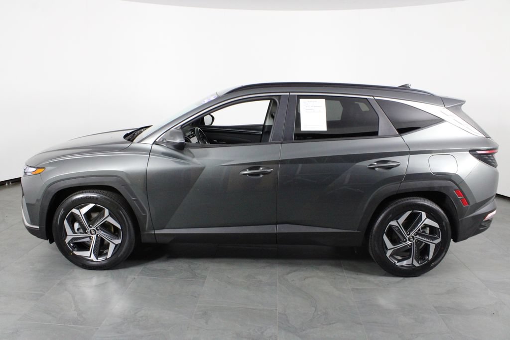 Used 2022 Hyundai Tucson SEL w/ Convenience + Premium Package FWD image 12