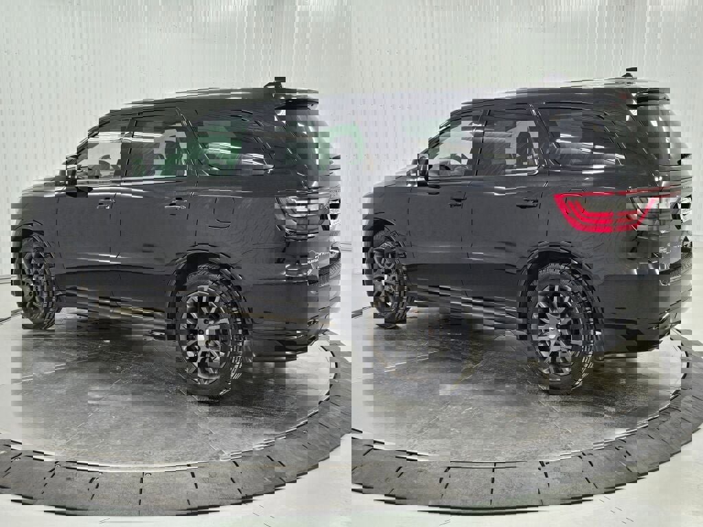 Used 2018 Dodge Durango R/T image 3