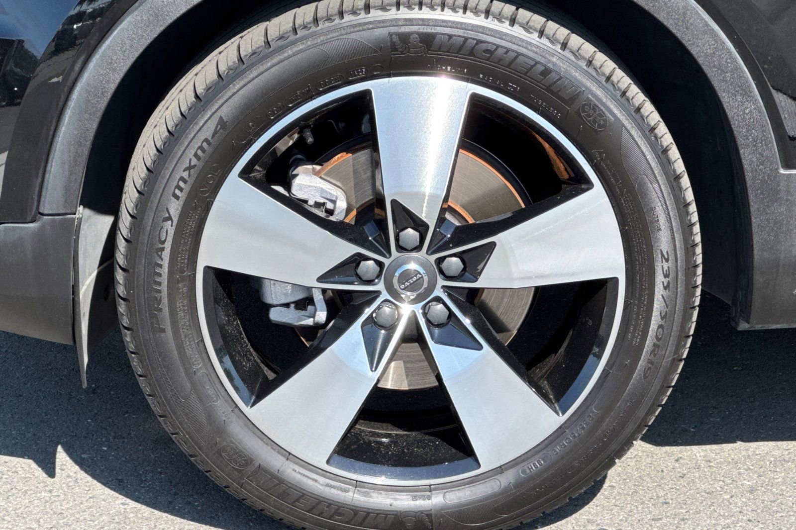 Used 2021 Volvo XC40 T5 Momentum w/ Premium Package AWD/4WD image 11