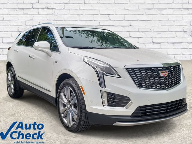Certified 2024 Cadillac XT5 Premium Luxury w/ Technology Package FWD image 5